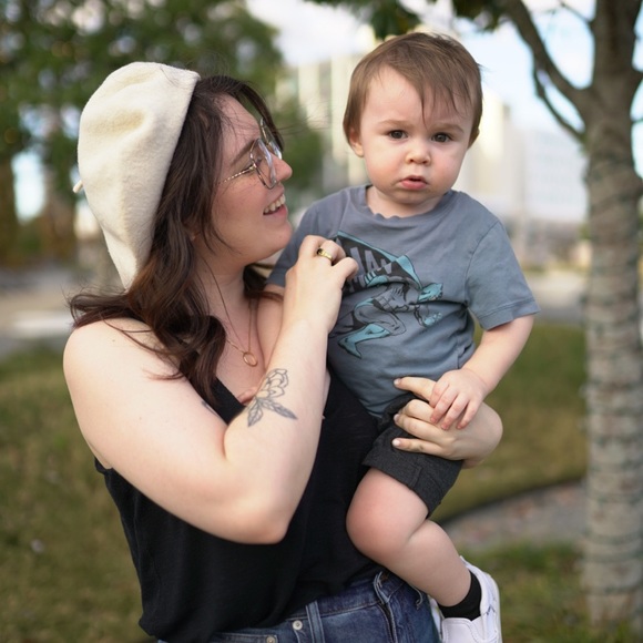 Meet your Posher, Michaela - Picture 5 of 5